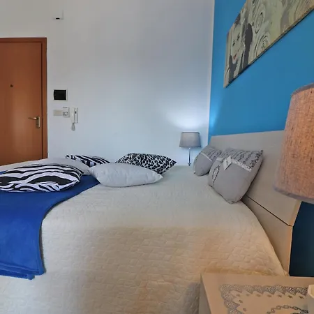 Hotel Via Alimini